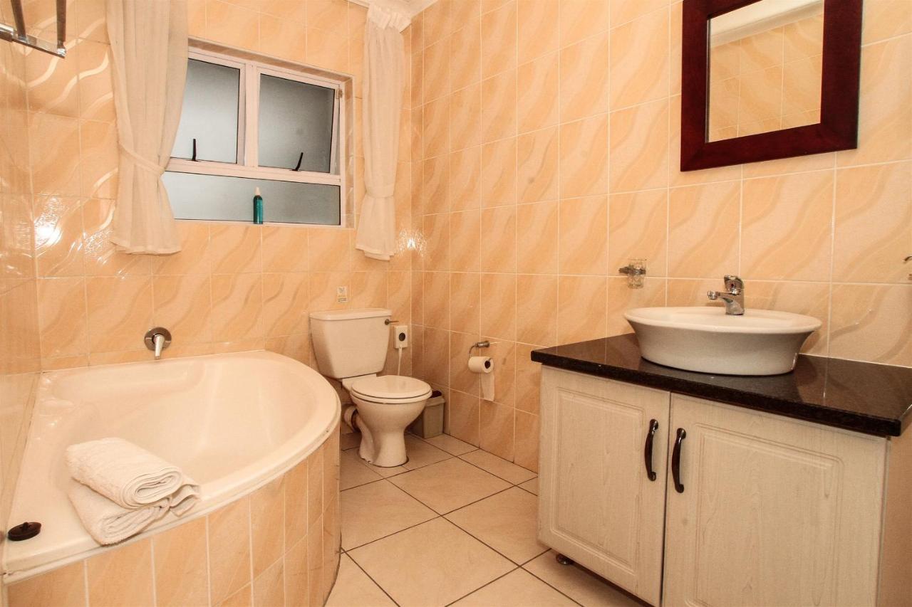Addis Bed And Breakfast Durban Esterno foto